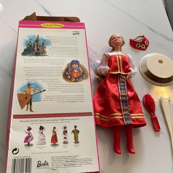 Barbie Vintage1996 Russian Dolls of the World Fashion Doll by Mattel - Picture 2 of 4